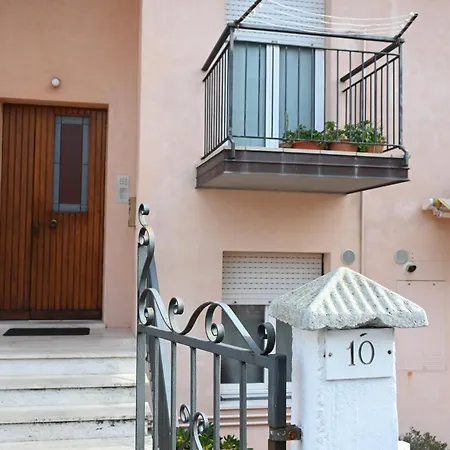 S348 - Sirolo, Delizioso Trilocale Con Corte Esterna Appartamento