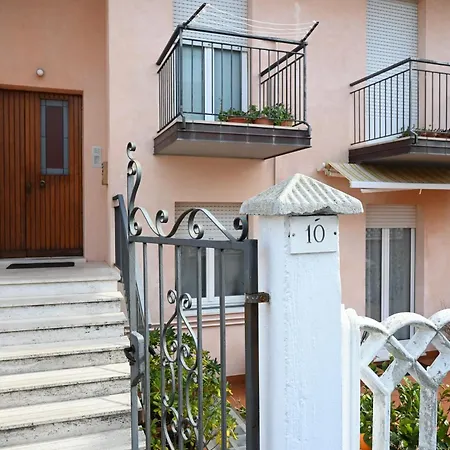 S348 - Sirolo, Delizioso Trilocale Con Corte Esterna