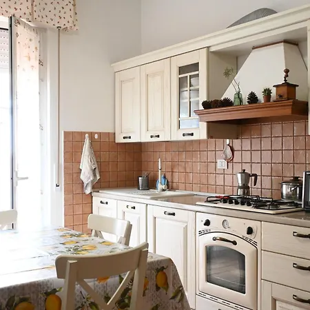 Appartamento S348 - Sirolo, Delizioso Trilocale Con Corte Esterna *