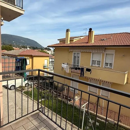 S348 - Sirolo, Delizioso Trilocale Con Corte Esterna