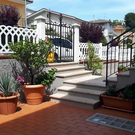 Appartamento S348 - Sirolo, Delizioso Trilocale Con Corte Esterna Sirolo